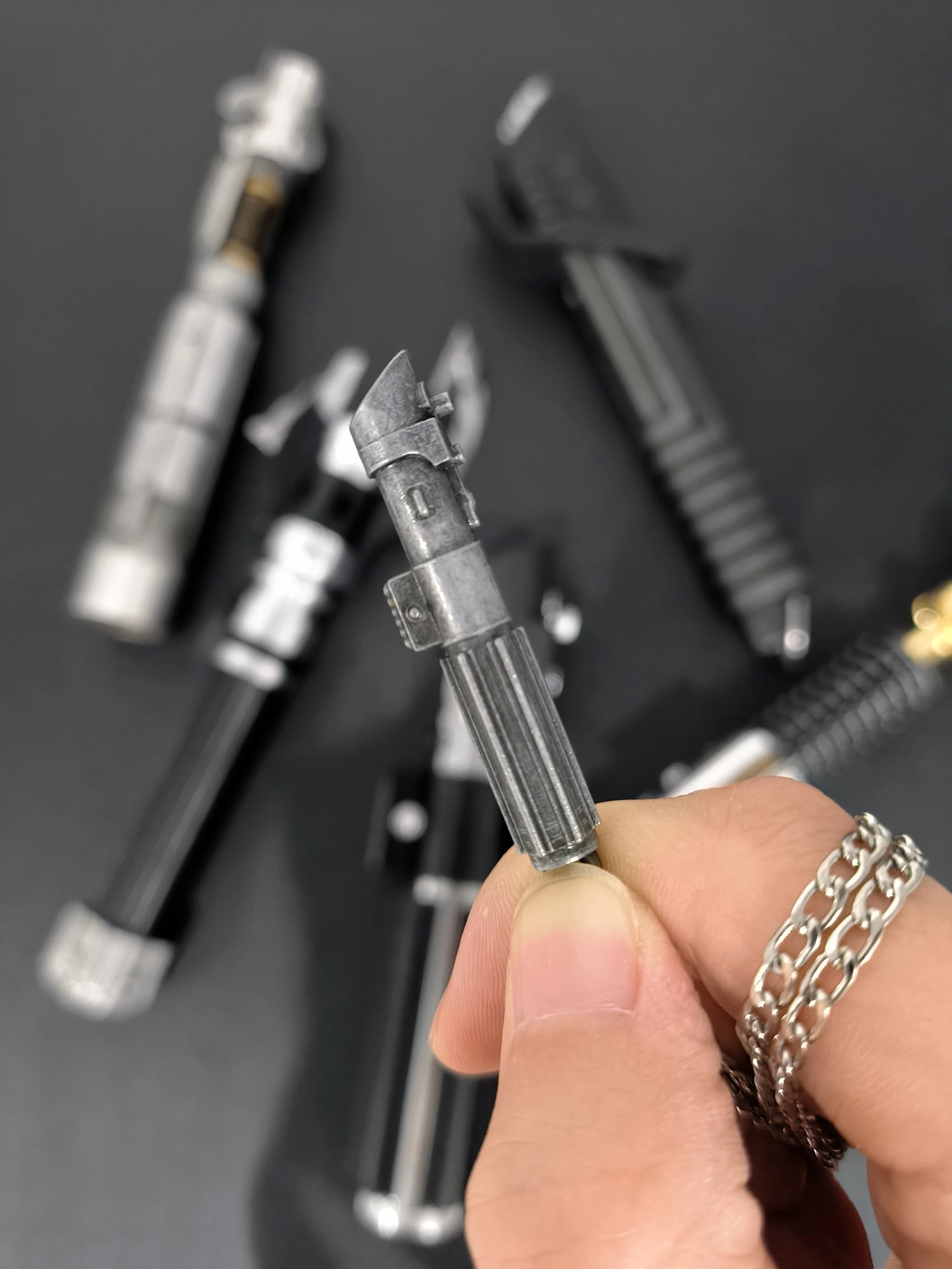 Colar Mini Replica Sabre de Luz