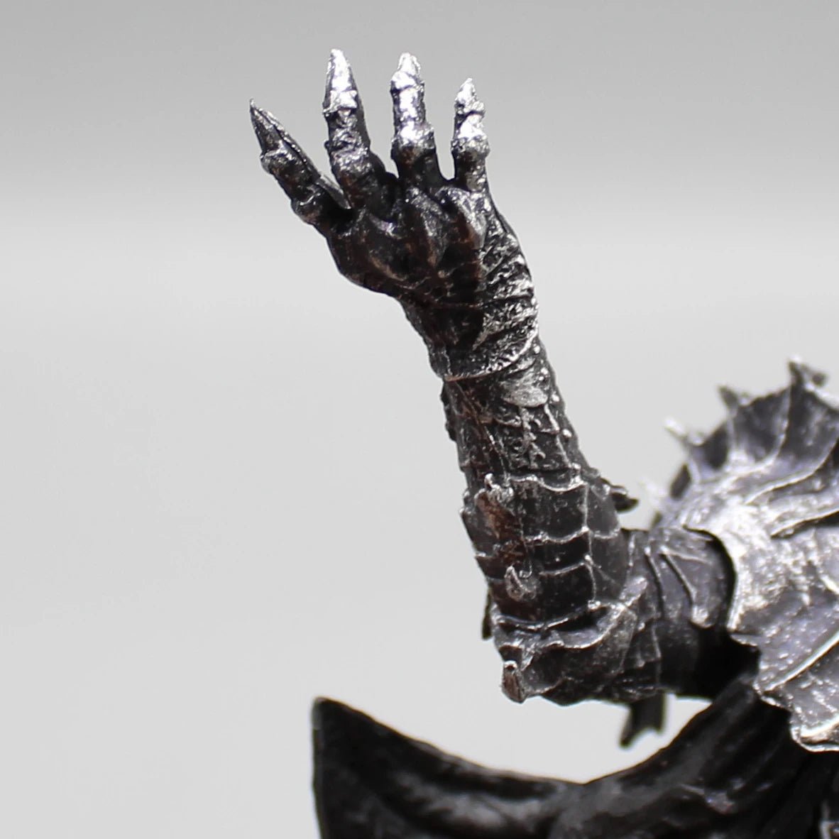 Figura Senhor dos Aneis Sauron 20cm