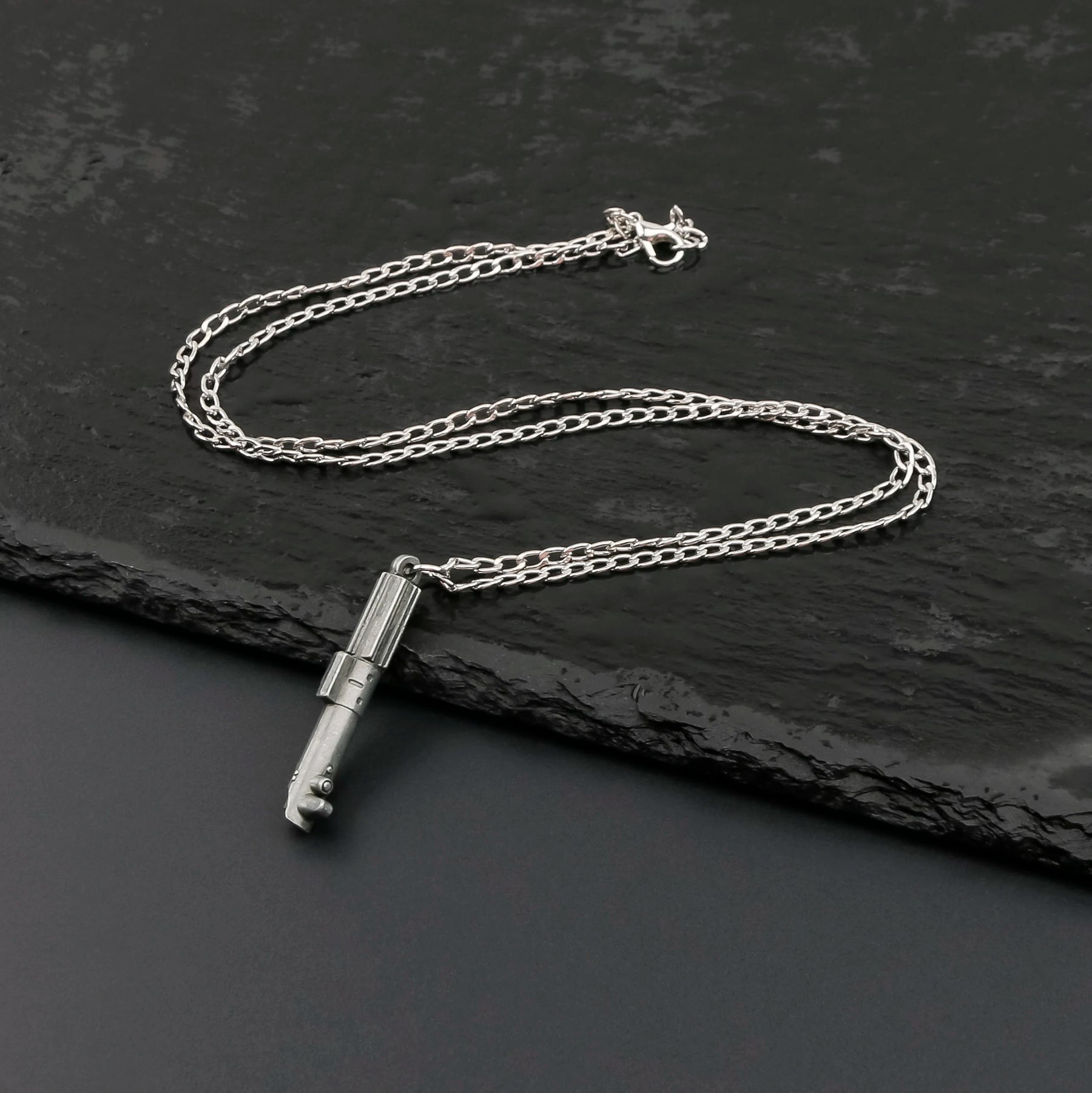 Colar Mini Replica Sabre de Luz