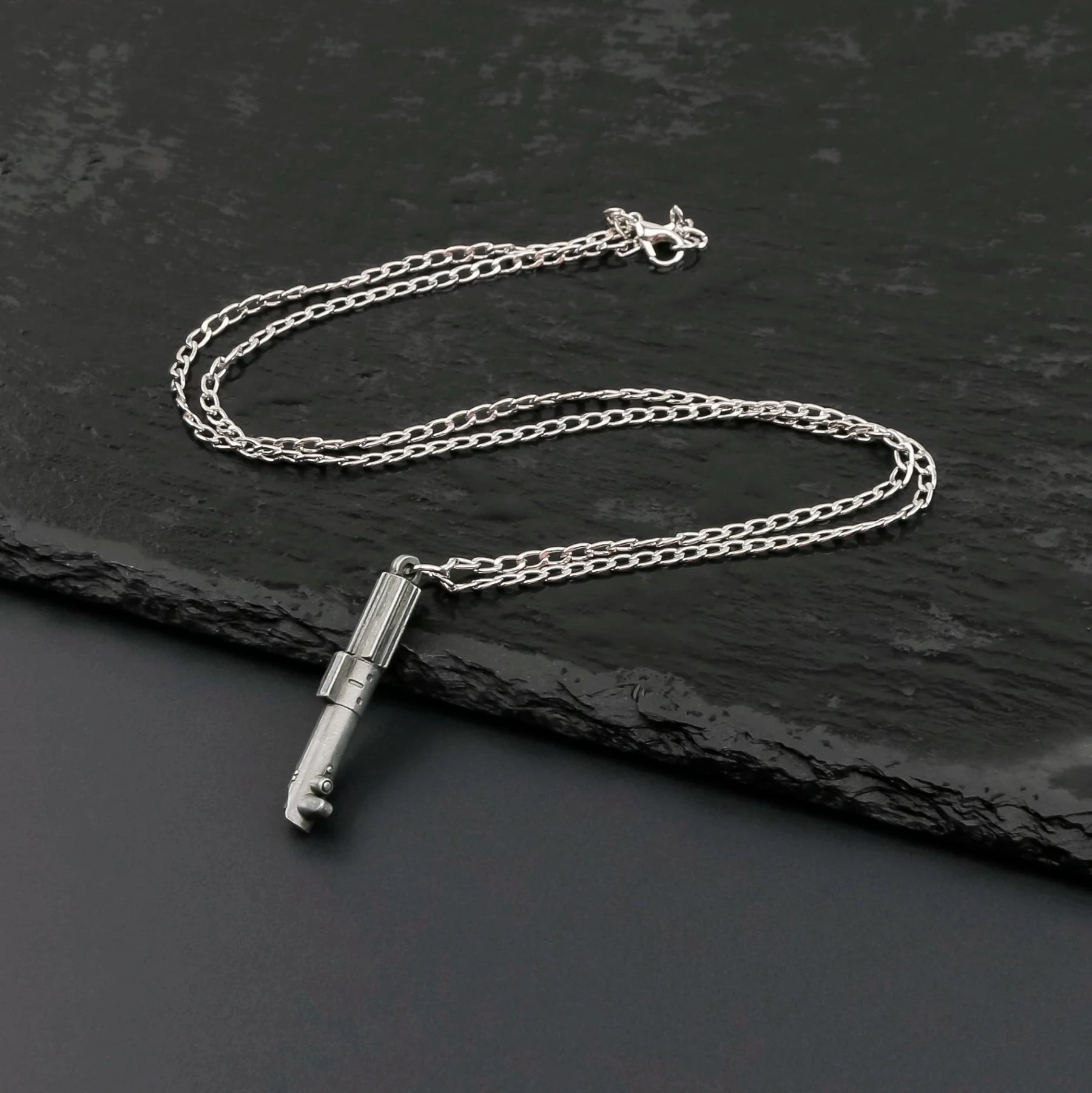 Colar Mini Replica Sabre de Luz