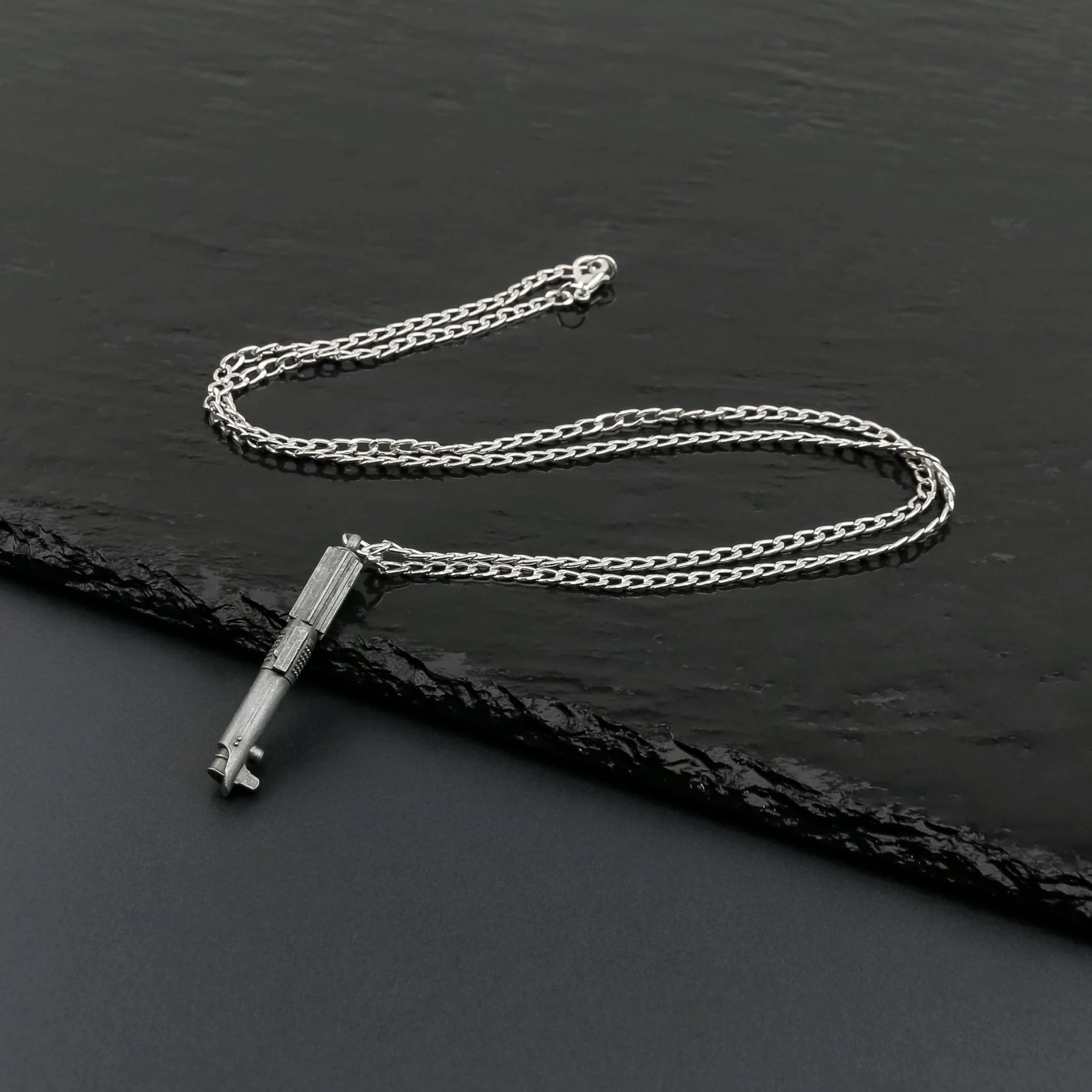 Colar Mini Replica Sabre de Luz