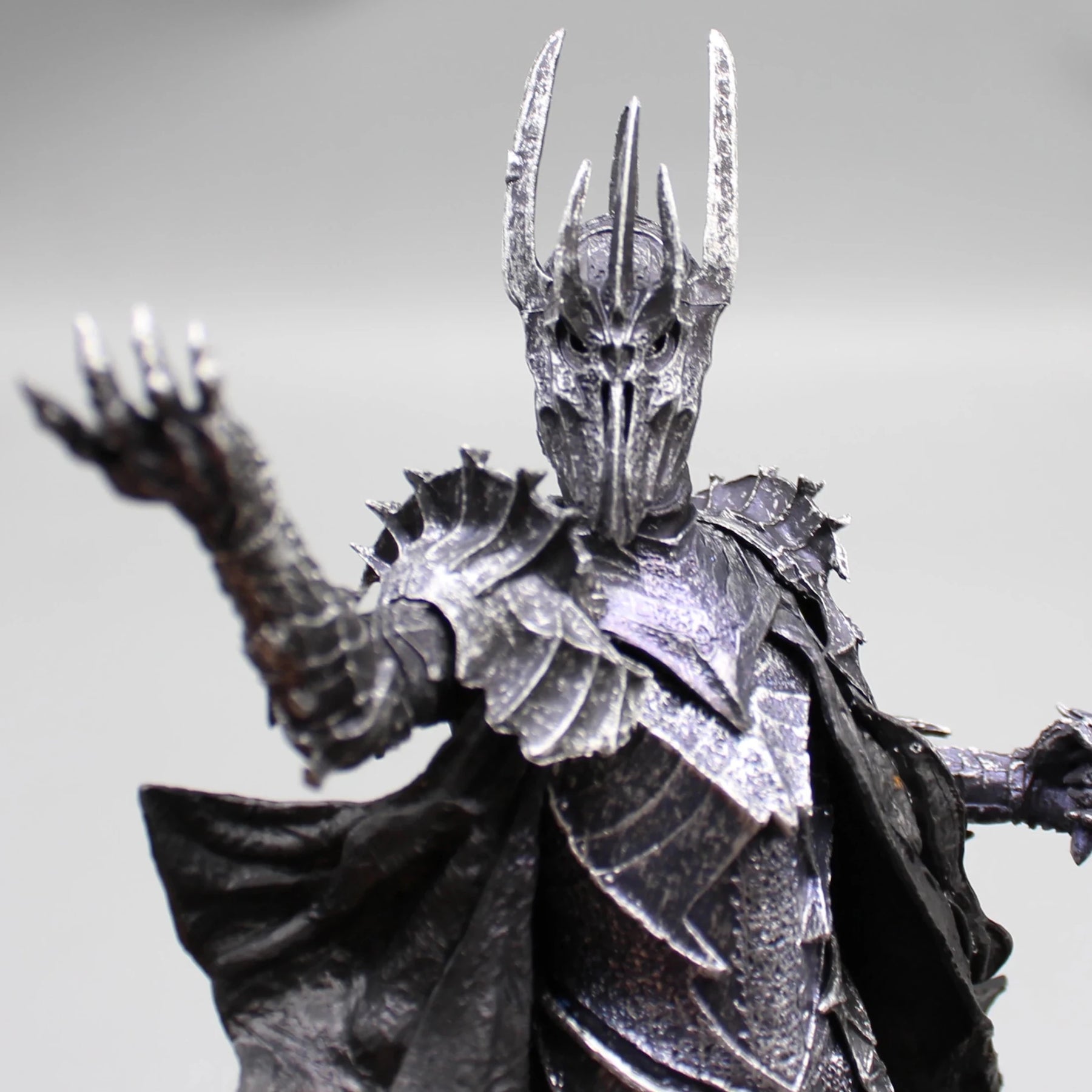 Figura Senhor dos Aneis Sauron 20cm